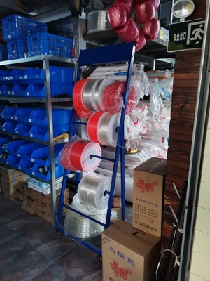 50kg/сталь полок дисплея слоя розничная 4 яруса привязывают стеллаж для выставки товаров катушки